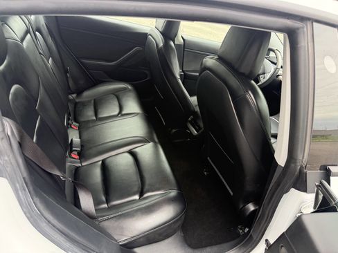 Used 2021 Tesla Model 3 Standard Range Plus RWD image 17