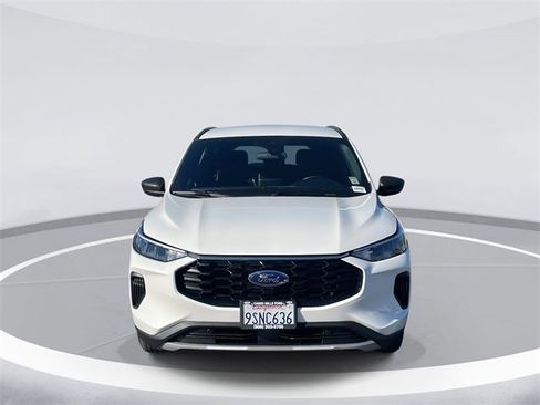 Used 2025 Ford Escape ST-Line w/ Equipment Group 301A image 2