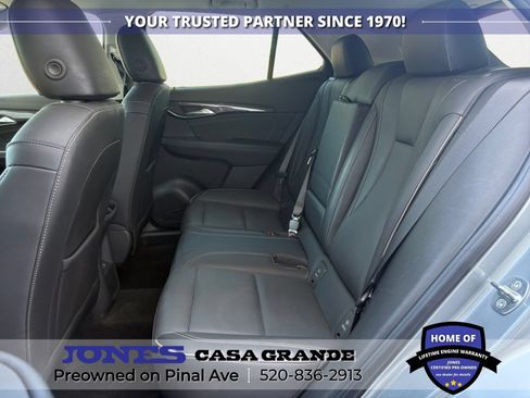 Used 2023 Buick Envision Essence AWD/4WD image 11