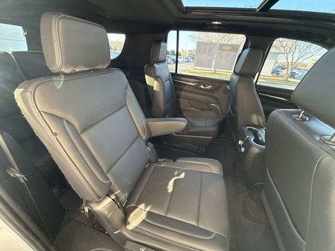 Certified 2022 GMC Yukon XL Denali w/ Denali Premium Package image 27