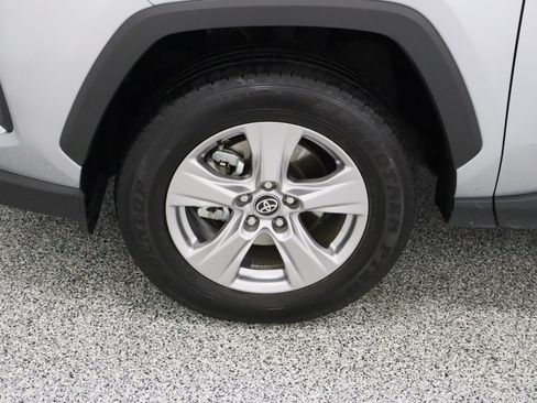 Used 2025 Toyota RAV4 XLE FWD image 11