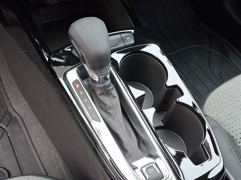 New 2026 Chevrolet Trax LT w/ Driver Confidence Package image 10