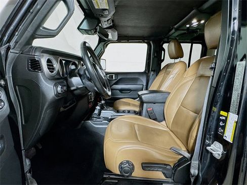 Used 2021 Jeep Wrangler Unlimited Rubicon image 19