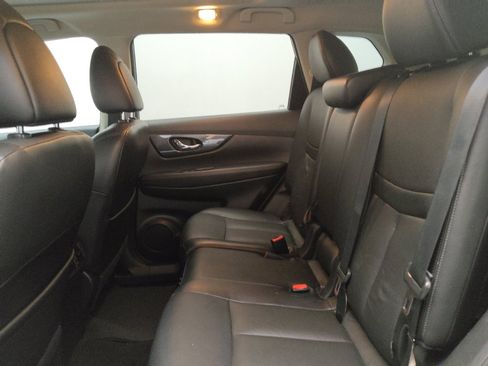 Used 2016 Nissan Rogue SL w/ SL Premium Package FWD image 18