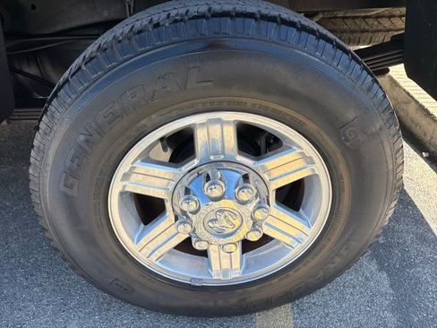 Used 2012 RAM 2500 Laramie w/ Protection Group image 10