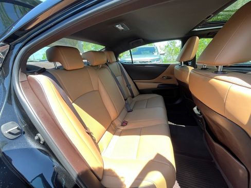 Used 2021 Lexus ES 250 w/ Premium Package AWD/4WD image 25