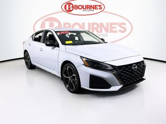 Used 2023 Nissan Altima 2.5 SR w/ SR Premium Package video 1