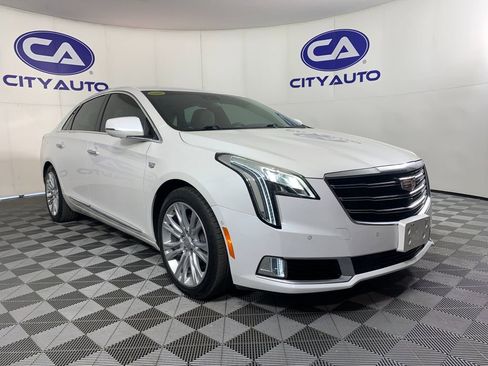 Used 2019 Cadillac XTS Luxury w/ Driver Awareness Package image 3