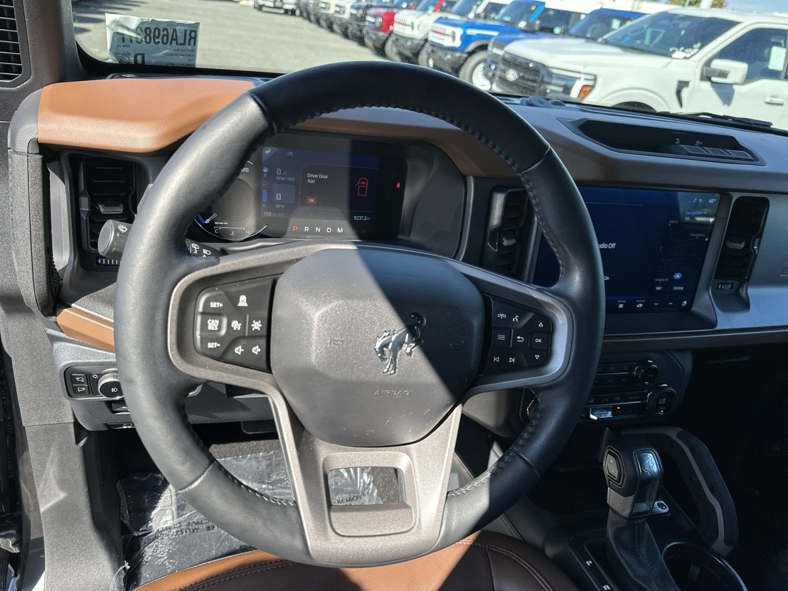 Used 2024 Ford Bronco Outer Banks AWD/4WD image 17