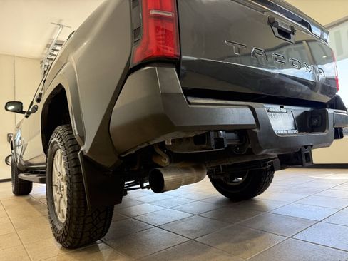 Used 2024 Toyota Tacoma SR RWD image 15