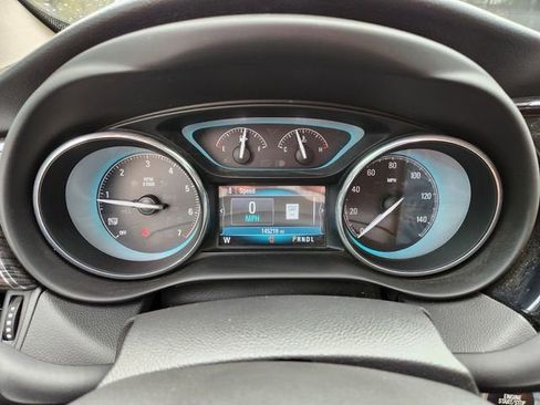 Used 2017 Buick Envision Essence image 28