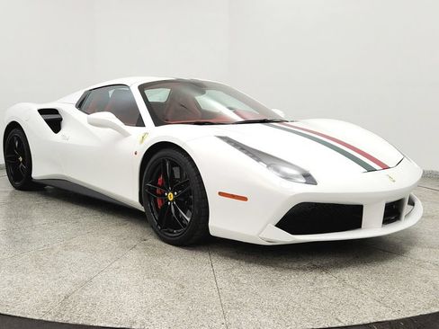 Used 2017 Ferrari 488 Spider RWD image 7