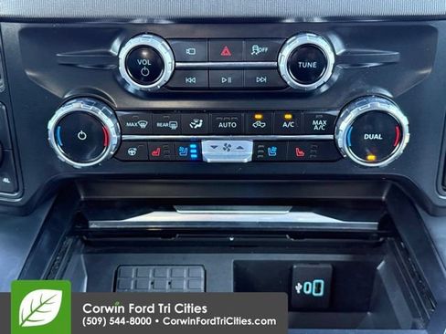 Used 2026 Ford F350 Platinum w/ Tremor Off-Road Package AWD/4WD image 26