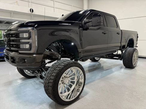 Used 2024 Ford F250 King Ranch image 6