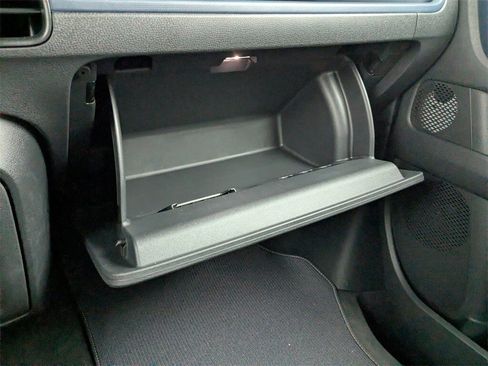 New 2025 Volkswagen ID. Buzz Pro S image 27