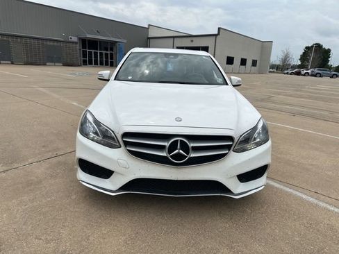 Used 2014 Mercedes-Benz E 350 Sedan image 2