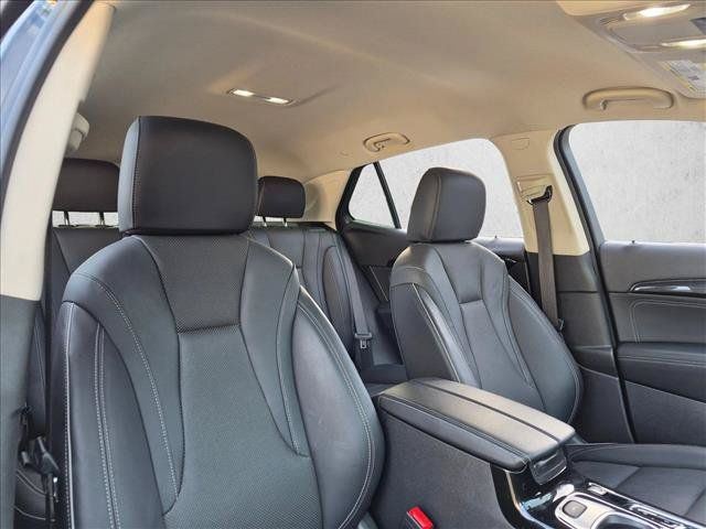 Used 2023 Buick Envision Essence FWD image 19