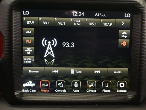 Used 2022 Jeep Gladiator Rubicon w/ LED Lighting Group AWD/4WD image 19