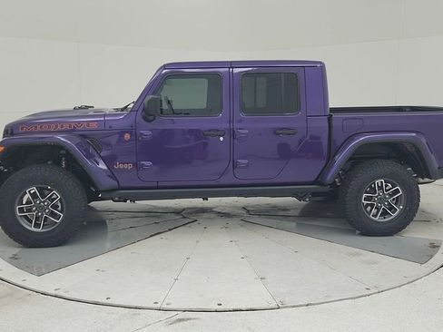 New 2026 Jeep Gladiator Mojave image 8