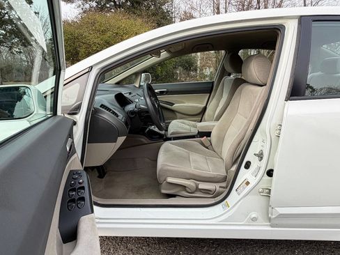 Used 2010 Honda Civic LX image 11