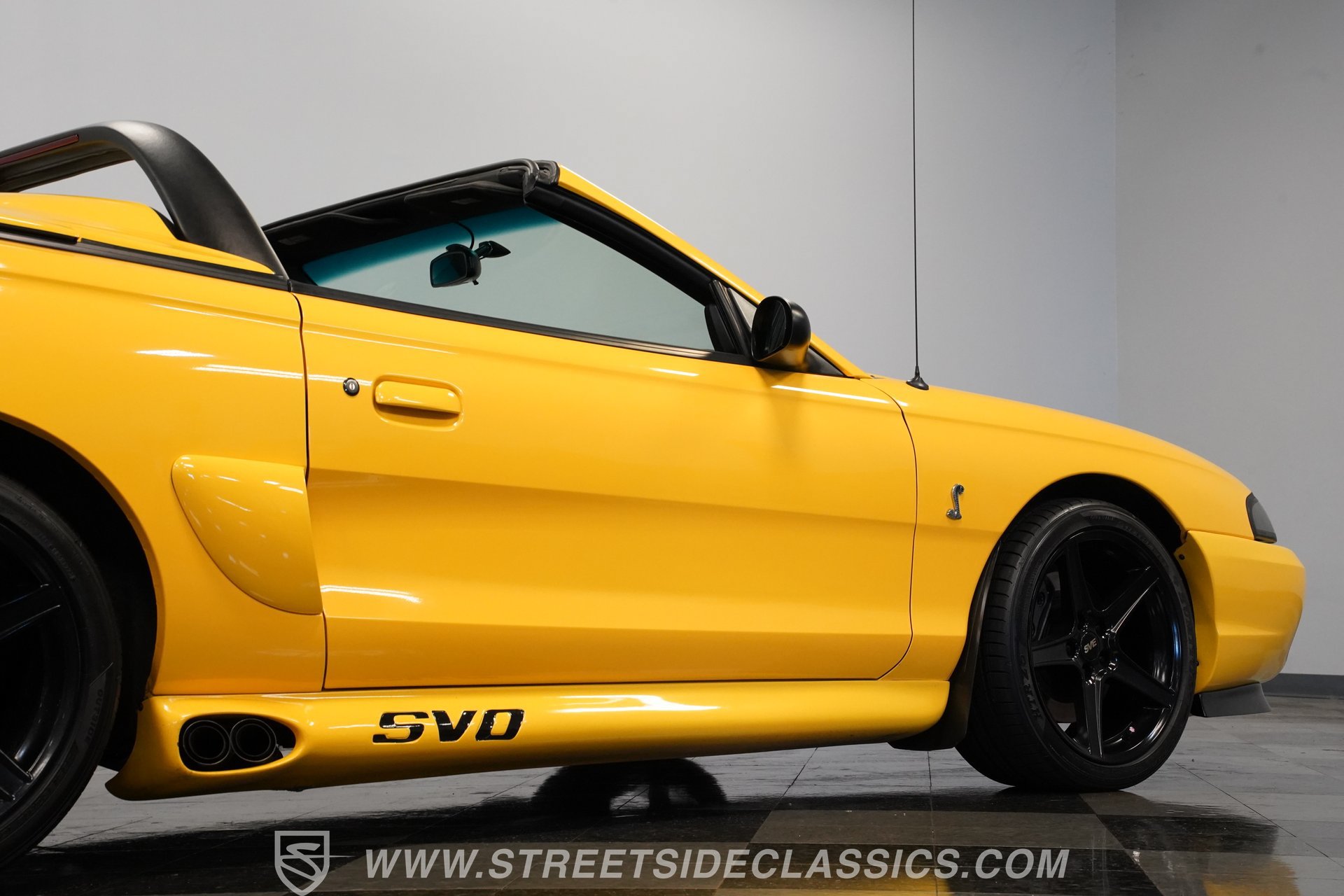 Used 1998 Ford Mustang Cobra RWD image 29