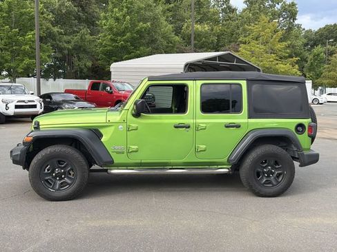 Used 2019 Jeep Wrangler Unlimited Sport AWD/4WD image 2