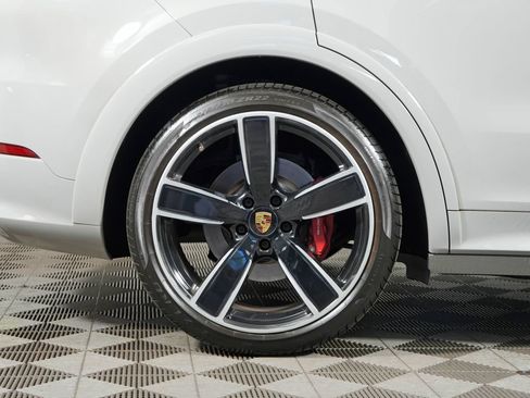 Certified 2021 Porsche Cayenne GTS AWD/4WD image 15
