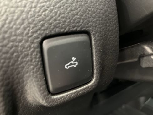 Used 2023 Ford Ranger XLT w/ Equipment Group 301A Mid AWD/4WD image 14