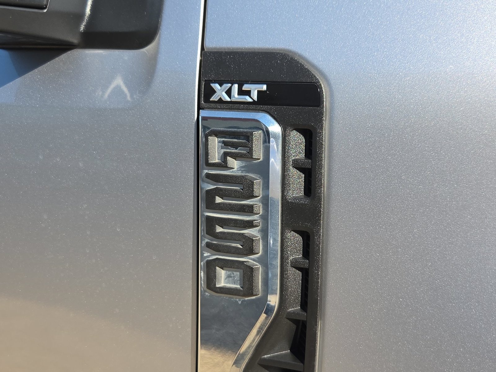 Used 2024 Ford F250 XLT w/ FX4 Off-Road Package AWD/4WD image 30