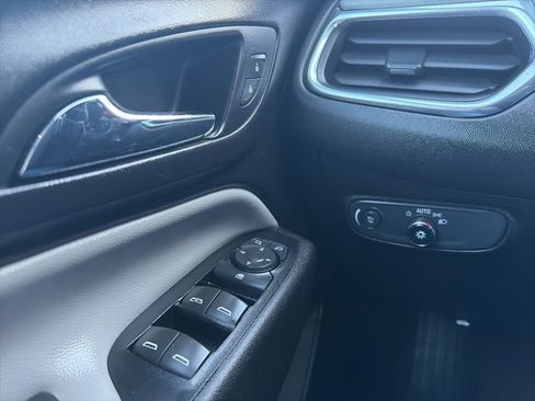 Used 2019 Chevrolet Equinox LS image 16