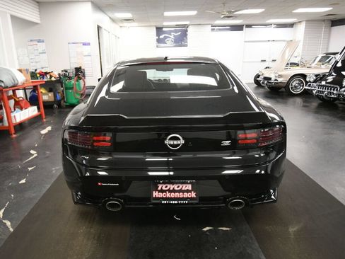 Used 2025 Nissan Z Sport w/ Floor Mat Package RWD image 7
