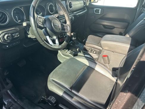Used 2022 Jeep Wrangler Unlimited Rubicon 4xe w/ Steel Bumper Group AWD/4WD image 8