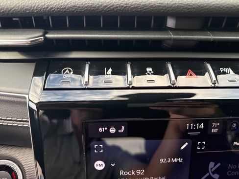 Used 2023 Jeep Grand Cherokee Altitude image 19