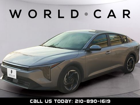 Used 2025 Kia K4 EX FWD image 5