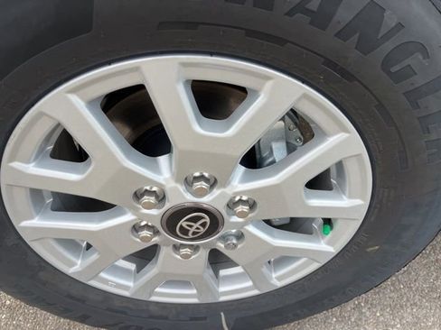 New 2026 Toyota Tacoma SR5 image 9