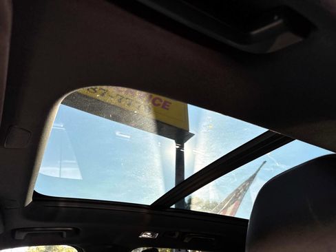 Used 2017 Volvo XC90 T6 Inscription w/ Vision Package image 26