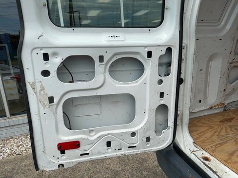 Used 2014 Ford E-350 and Econoline 350 Extended Super Duty w/ Power Group RWD image 20