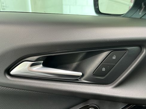 New 2026 Chevrolet Equinox LT FWD image 26