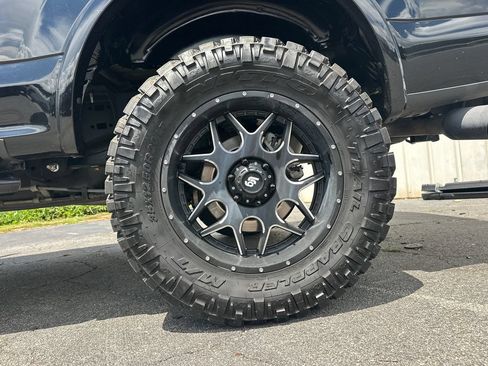 Used 2017 Ford F150 XLT w/ Equipment Group 302A Luxury AWD/4WD image 20