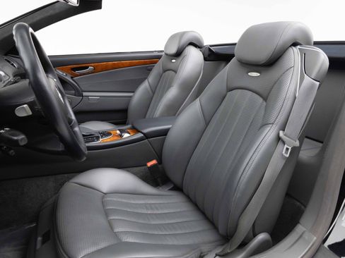 Used 2005 Mercedes-Benz SL 65 AMG image 8