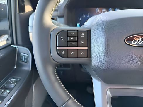 Used 2024 Ford F150 Lariat image 26