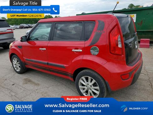 Used 2013 Kia Soul + FWD image 3