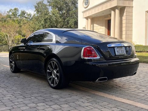 Used 2019 Rolls-Royce Wraith image 8