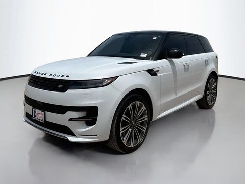 Used 2025 Land Rover Range Rover Sport Dynamic SE AWD/4WD image 3