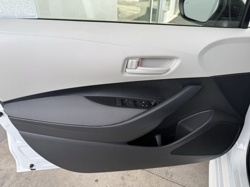 Certified 2026 Toyota Corolla LE image 28