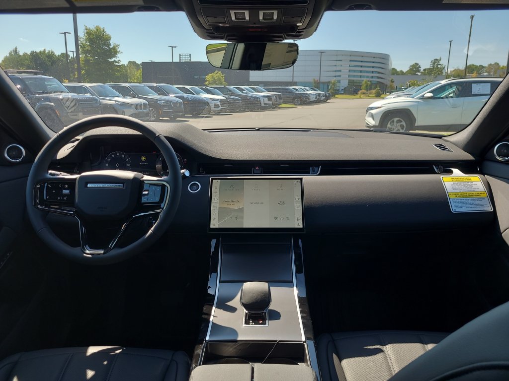New 2026 Land Rover Range Rover Evoque S AWD/4WD image 18