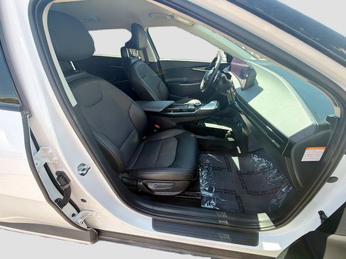 Used 2024 Kia EV6 Light AWD/4WD image 31