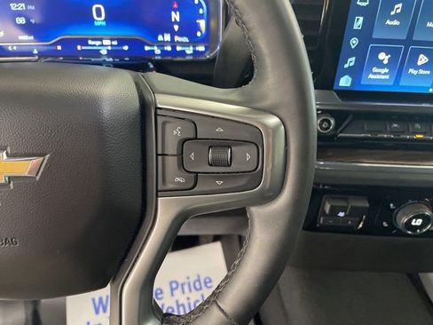 Used 2023 Chevrolet Silverado 1500 LT image 21