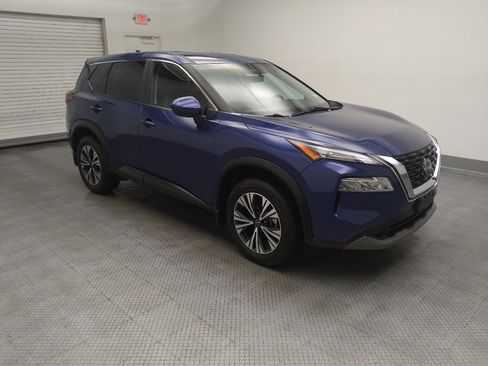 Used 2023 Nissan Rogue SV FWD image 11