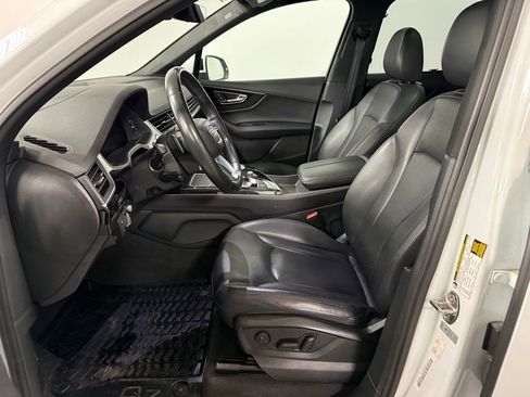 Used 2018 Audi Q7 3.0T Prestige AWD/4WD image 9
